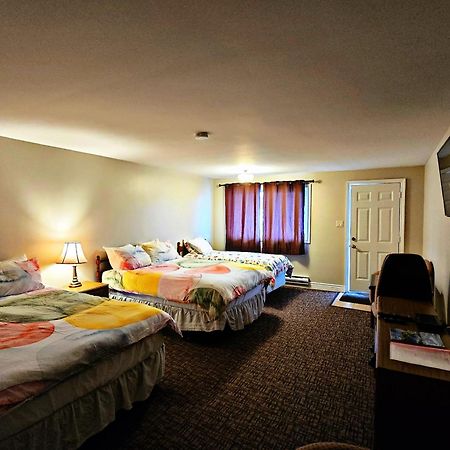 Fundy Line Motel Miramichi Esterno foto