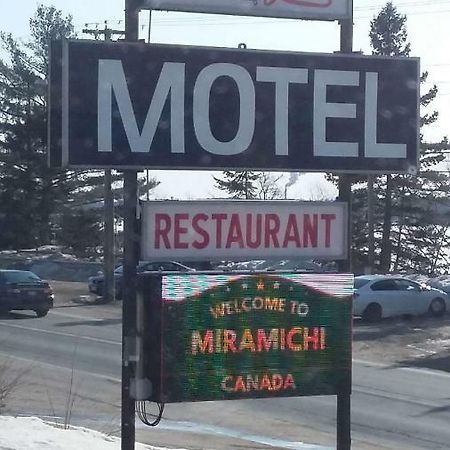 Fundy Line Motel Miramichi Esterno foto