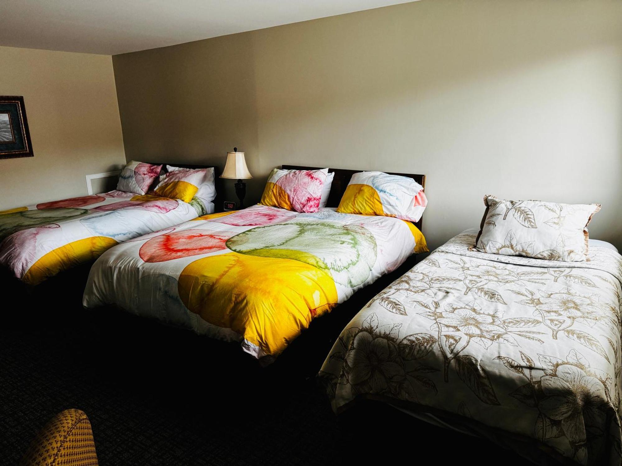 Fundy Line Motel Miramichi Esterno foto