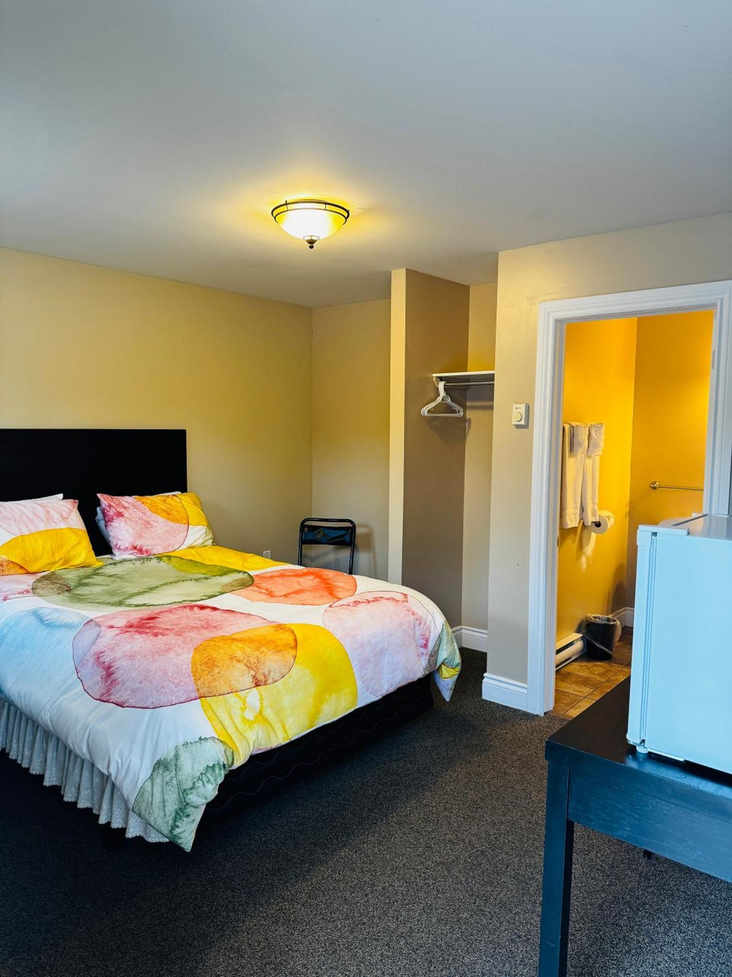 Fundy Line Motel Miramichi Esterno foto